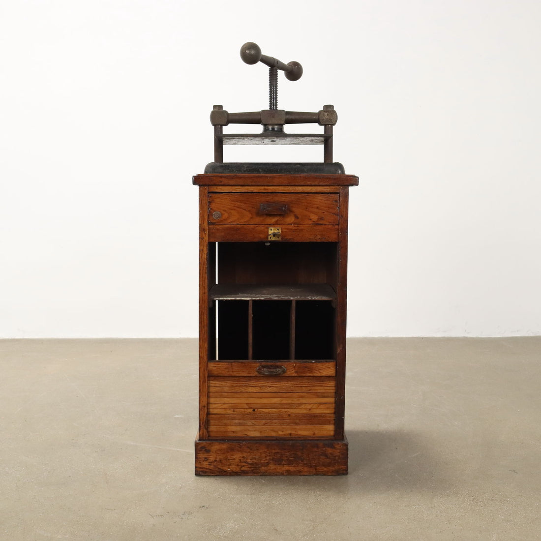  | Antiques  Other Furniture