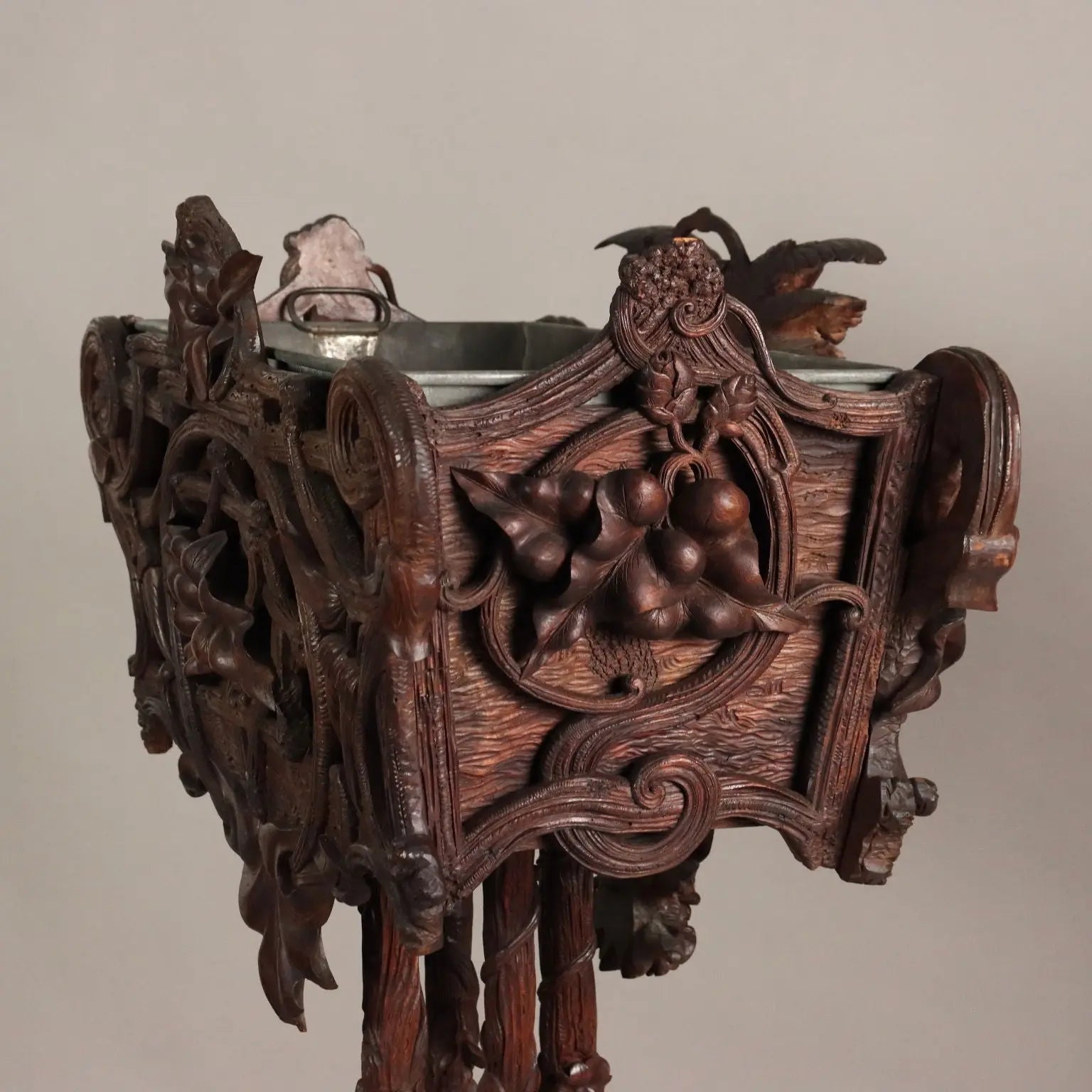 Neobaroque Carved Wood Planter, Late 19th Century