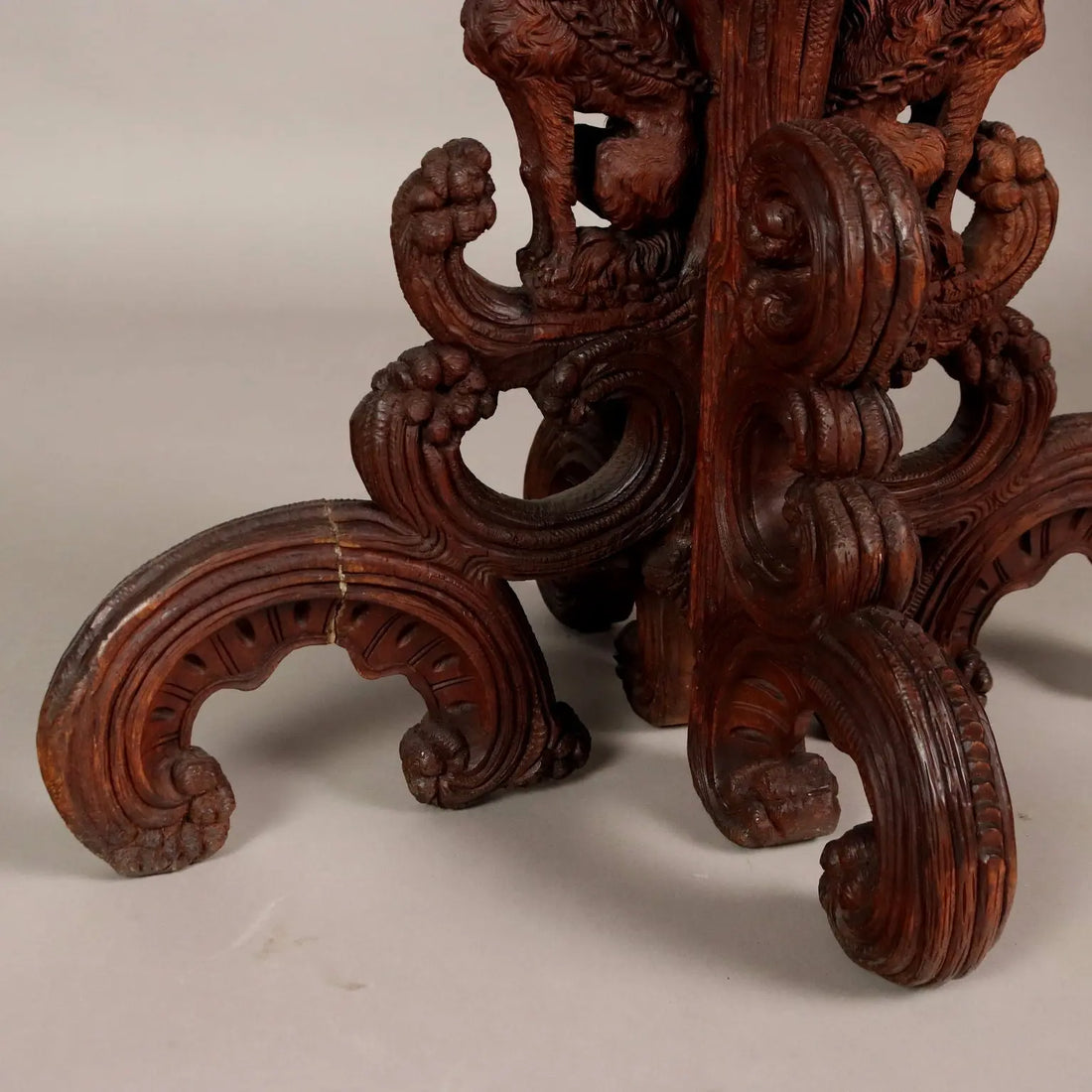 Neobaroque Carved Wood Planter, Late 19th Century