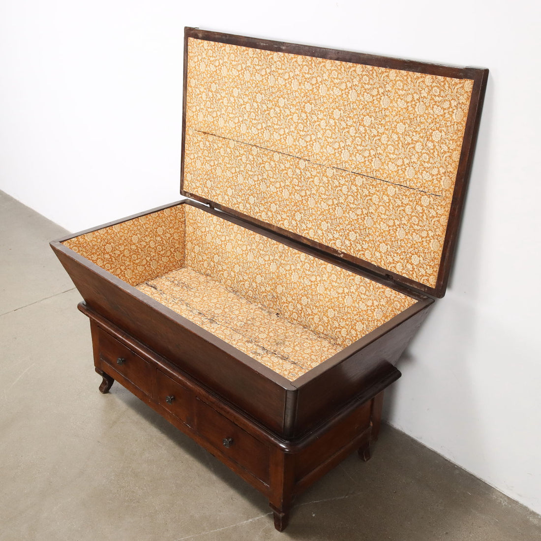 Antique Chest Walnut Poplar Drawers Italy XIX Century - Italy, XIX Century | Antiques  Other Furniture