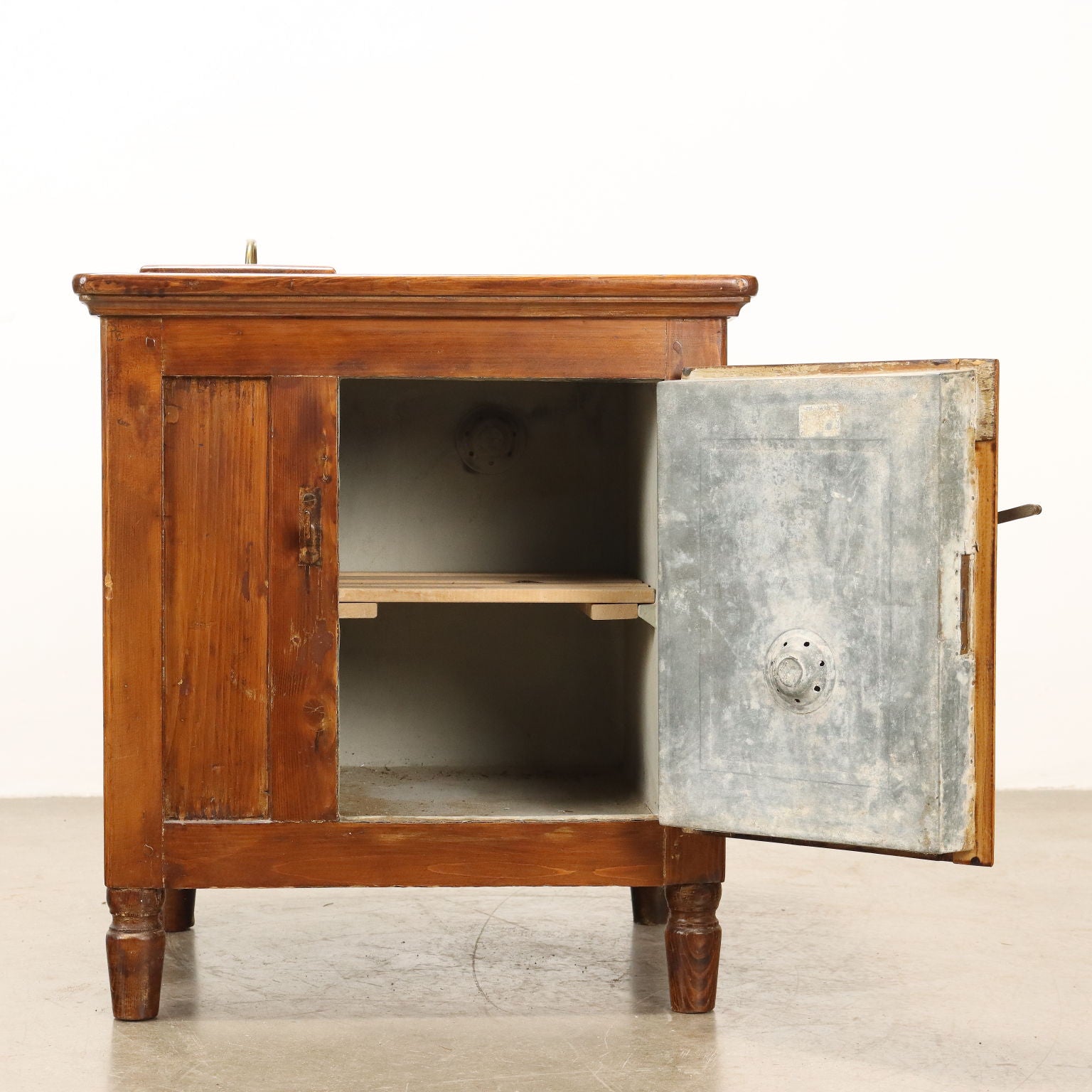  | Antiques  Other Furniture