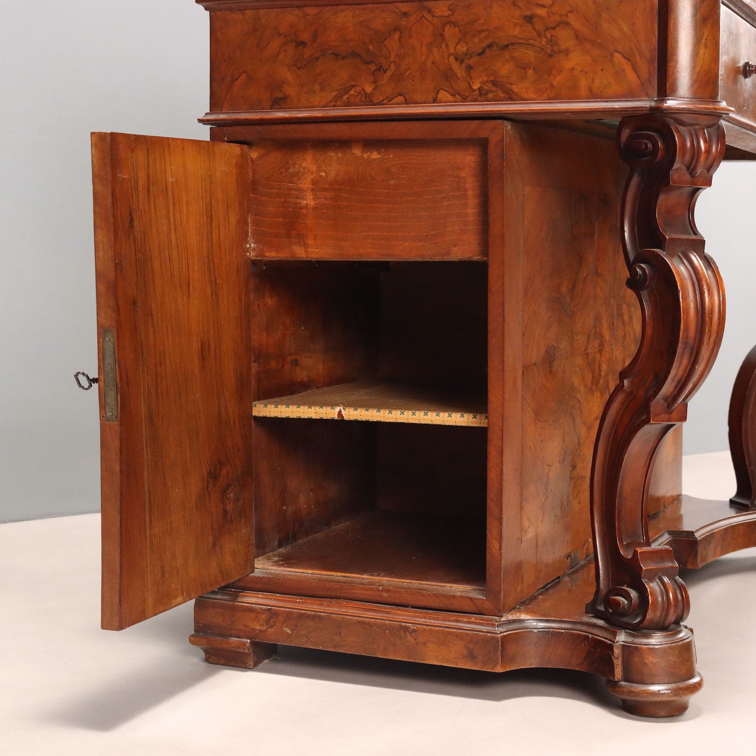  | Antiques  Cupboards