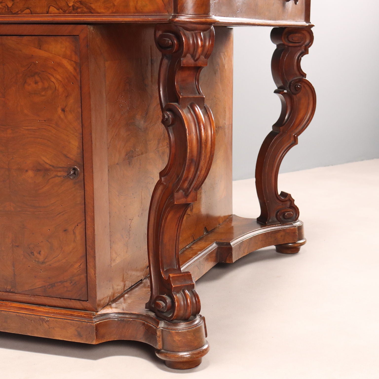  | Antiques  Cupboards