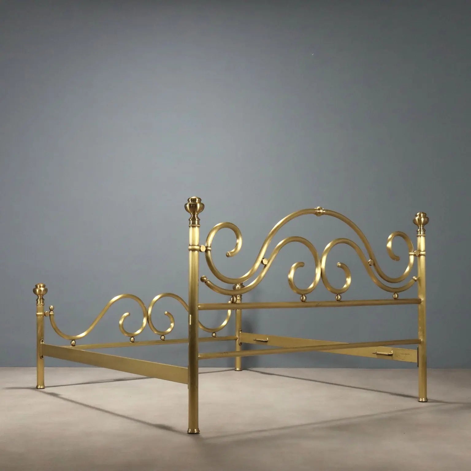 Antique Double Bed Brass Decorations Italy XX Century - Italy, XX Century | Antiques | Beds & Headboards