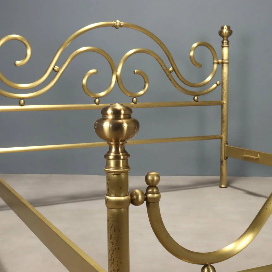 Antique Double Bed Brass Decorations Italy XX Century - Italy, XX Century | Antiques | Beds & Headboards