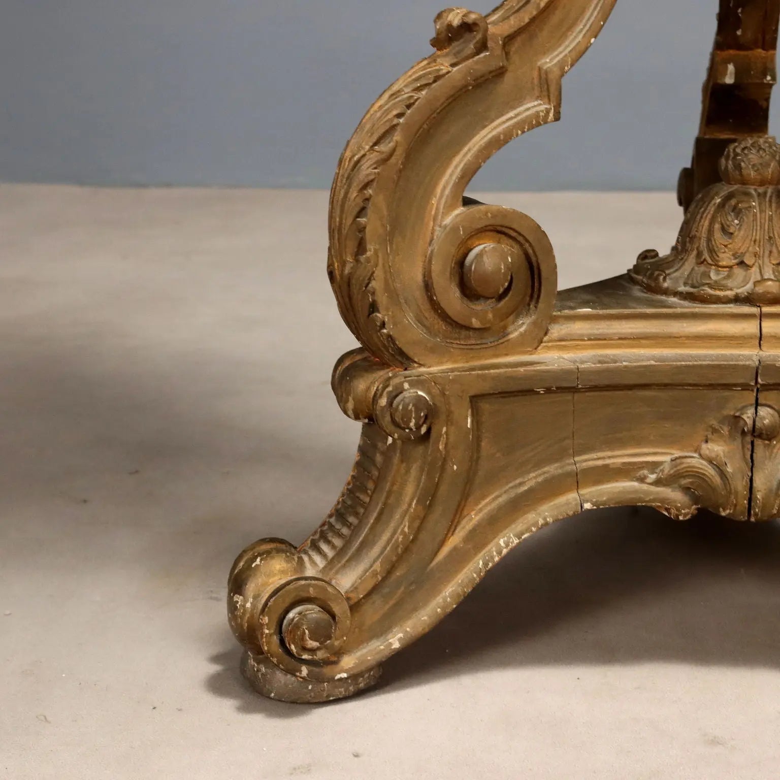 Gilded Wood Tripod Vase Stand - Italy 1900s