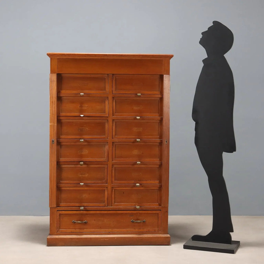Mahogany Chest of Drawers - Early 20th Century Italy