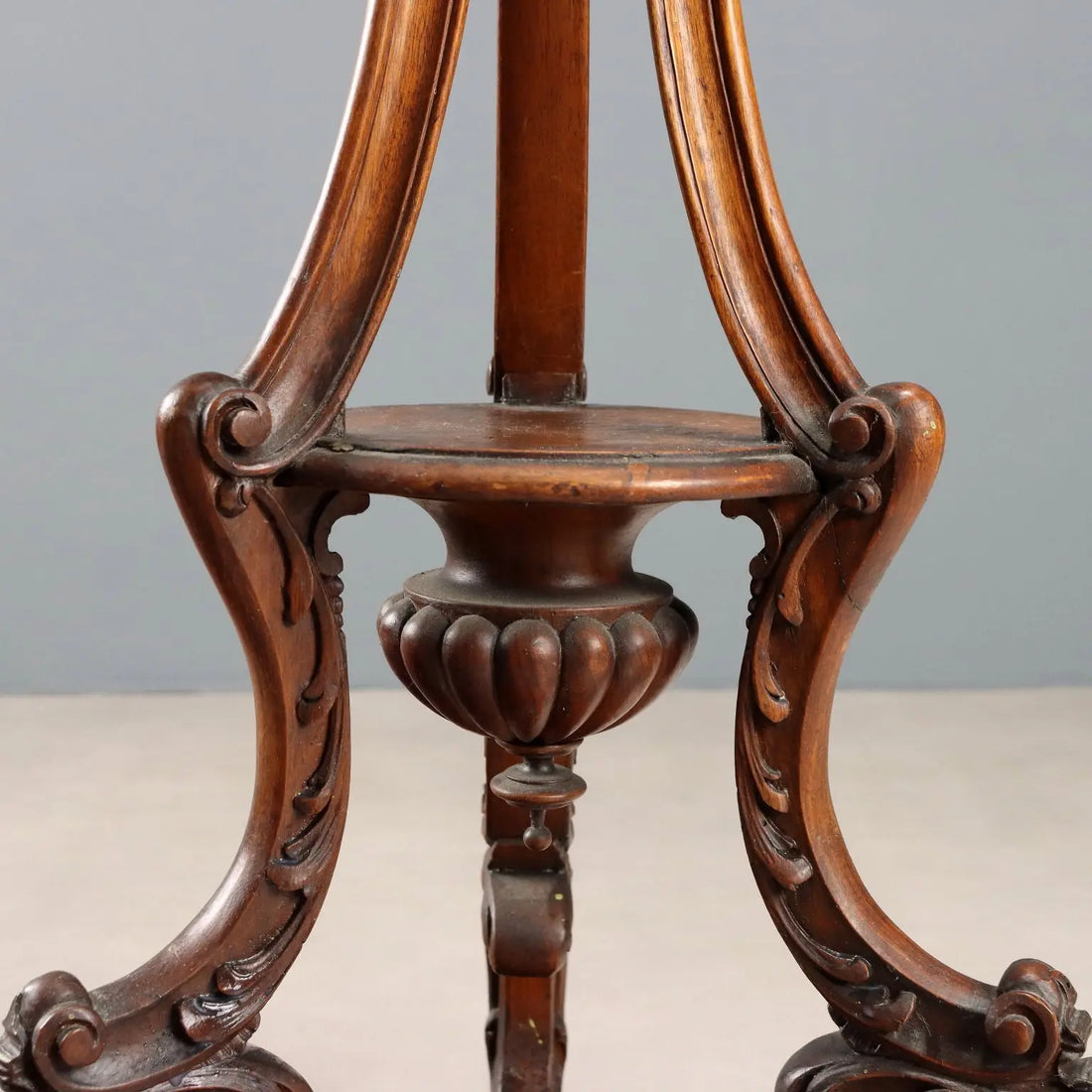 Walnut Plant Stand - Italy Late 19th Century