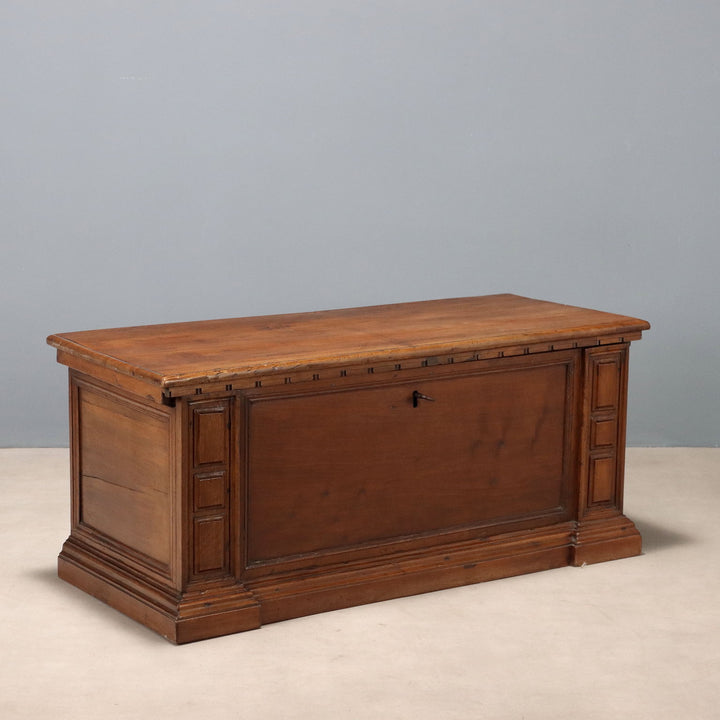 Antique Chest Walnut with Key Italy Late XVIII Century - Italy, Late XVIII Century | Antiques | Other Furniture