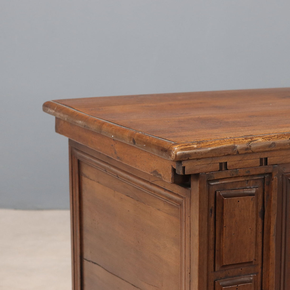 Antique Chest Walnut with Key Italy Late XVIII Century - Italy, Late XVIII Century | Antiques | Other Furniture