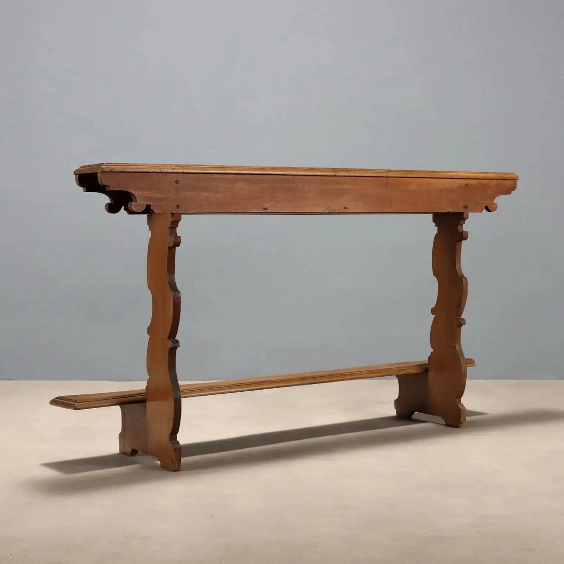 Walnut Prie-Dieu - Italy 19th Century