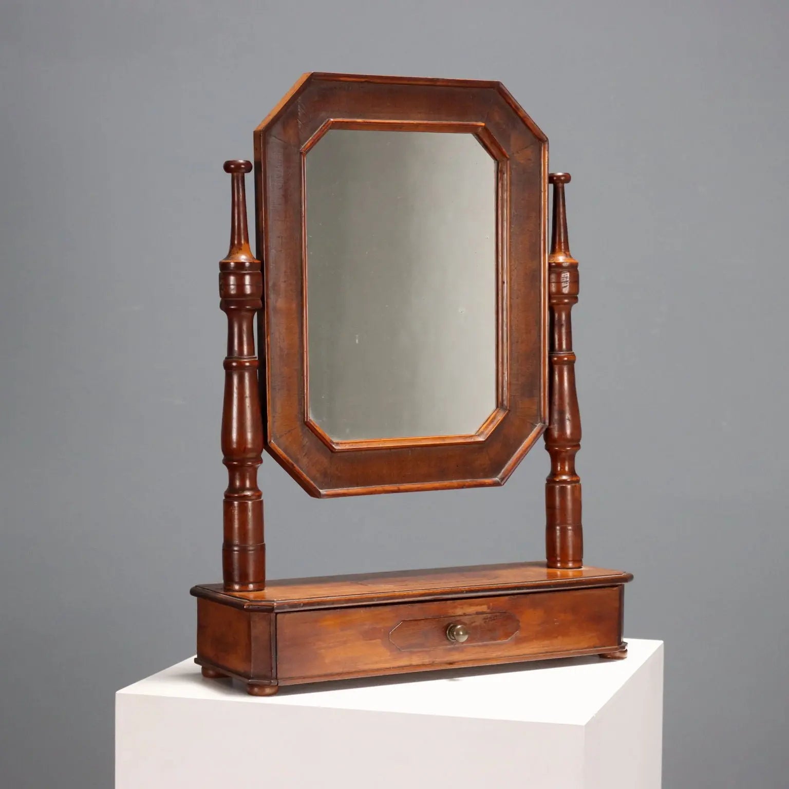 Walnut Tabletop Psyche Mirror - Italy Late 19th Century