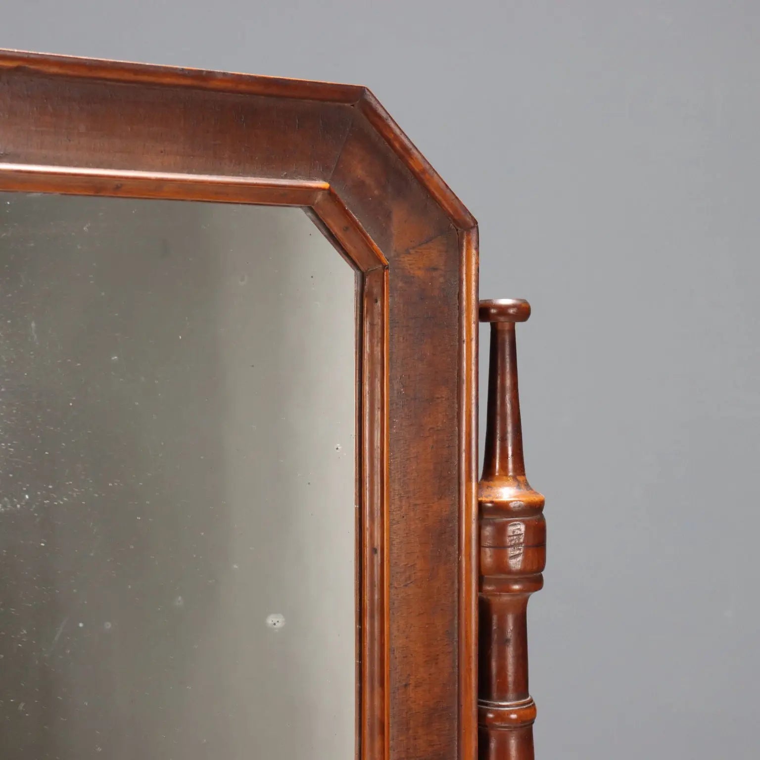 Walnut Tabletop Psyche Mirror - Italy Late 19th Century
