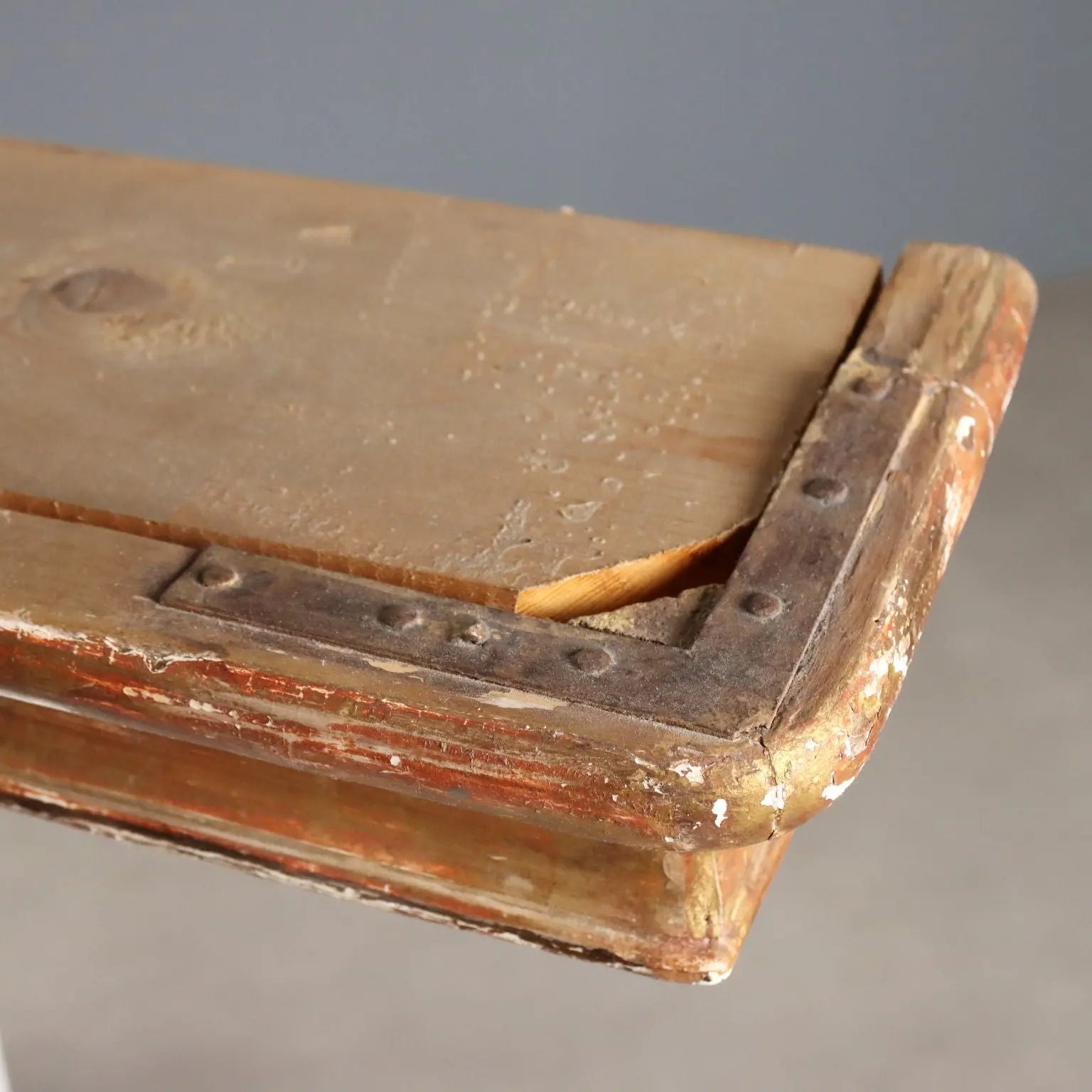 Giltwood Pelmet with Rocaille Carving