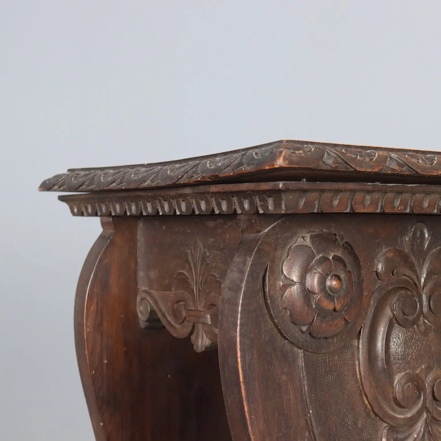 Antique Planter Walnut Carvings Italy XIX Century - Italy, Late XIX Century | Antiques | Other Furniture