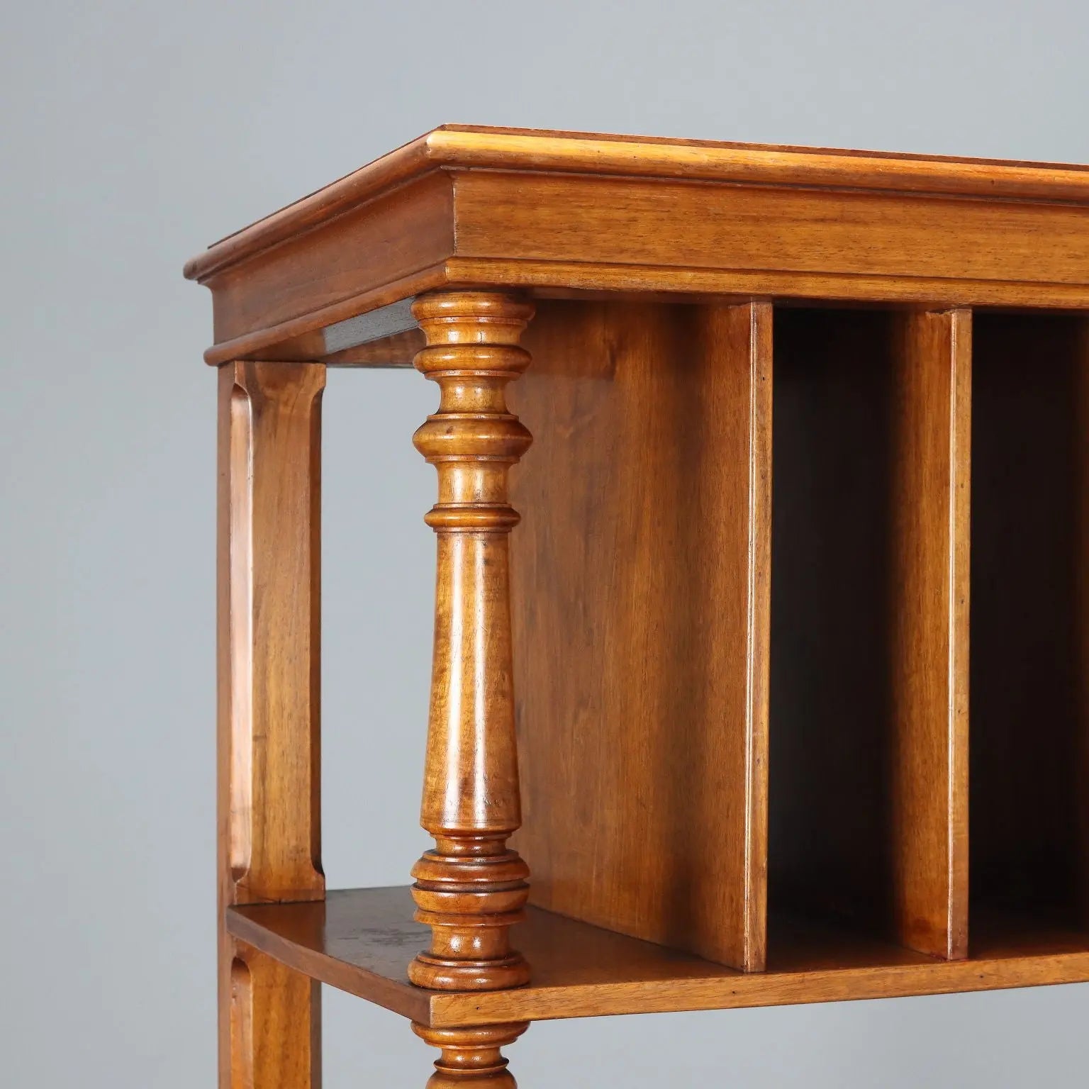 Antique Etagere Walnut with Discs Older Italy XIX Century - Italy, Late XIX Century | Antiques | Other Furniture
