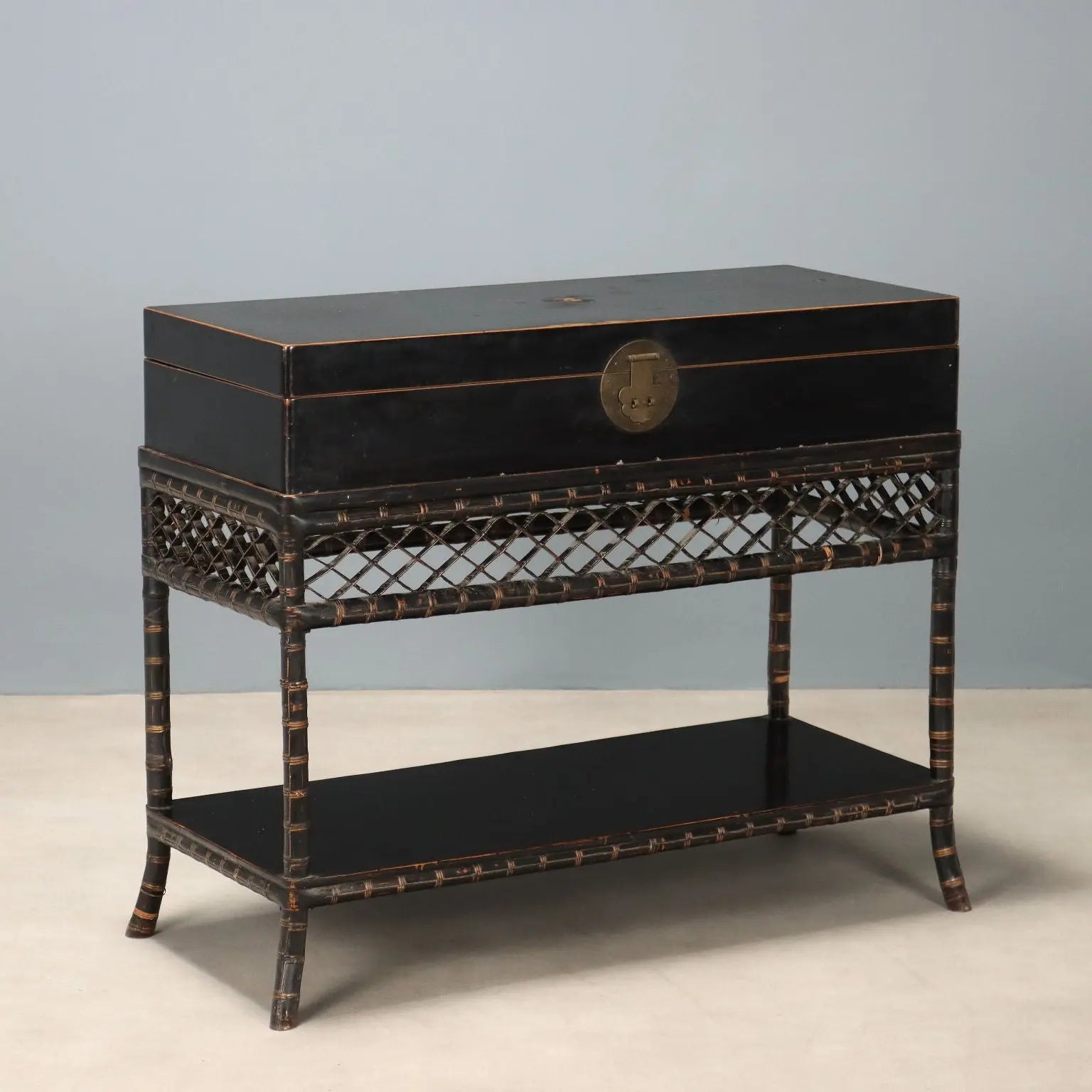 Antique Chest Lacquered Wood Chinoiserie Style China XIX Century