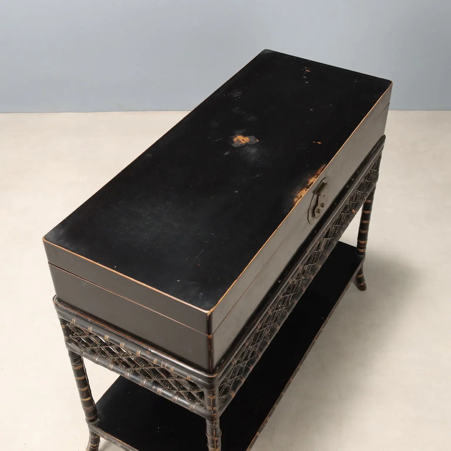 Antique Chest Lacquered Wood Chinoiserie Style China XIX Century