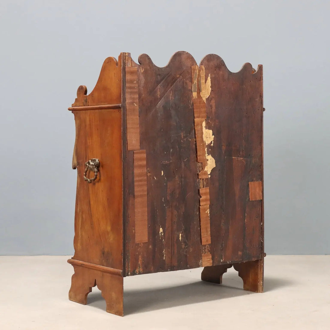 Small Antique Portable Bookcase Walnut Carvings XIX Century