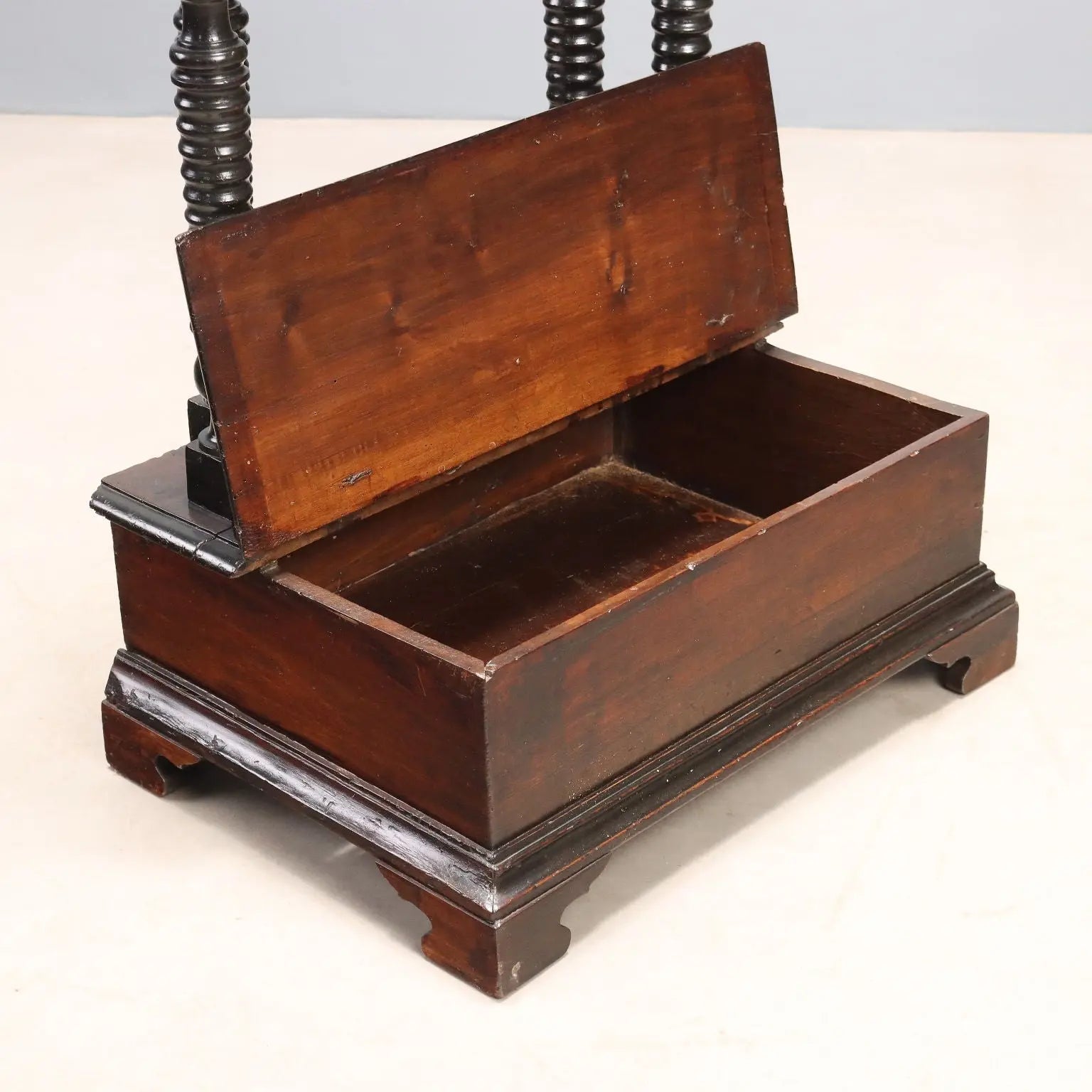 Antique Praying Desk Walnut Flap Top Italy XVIII Century