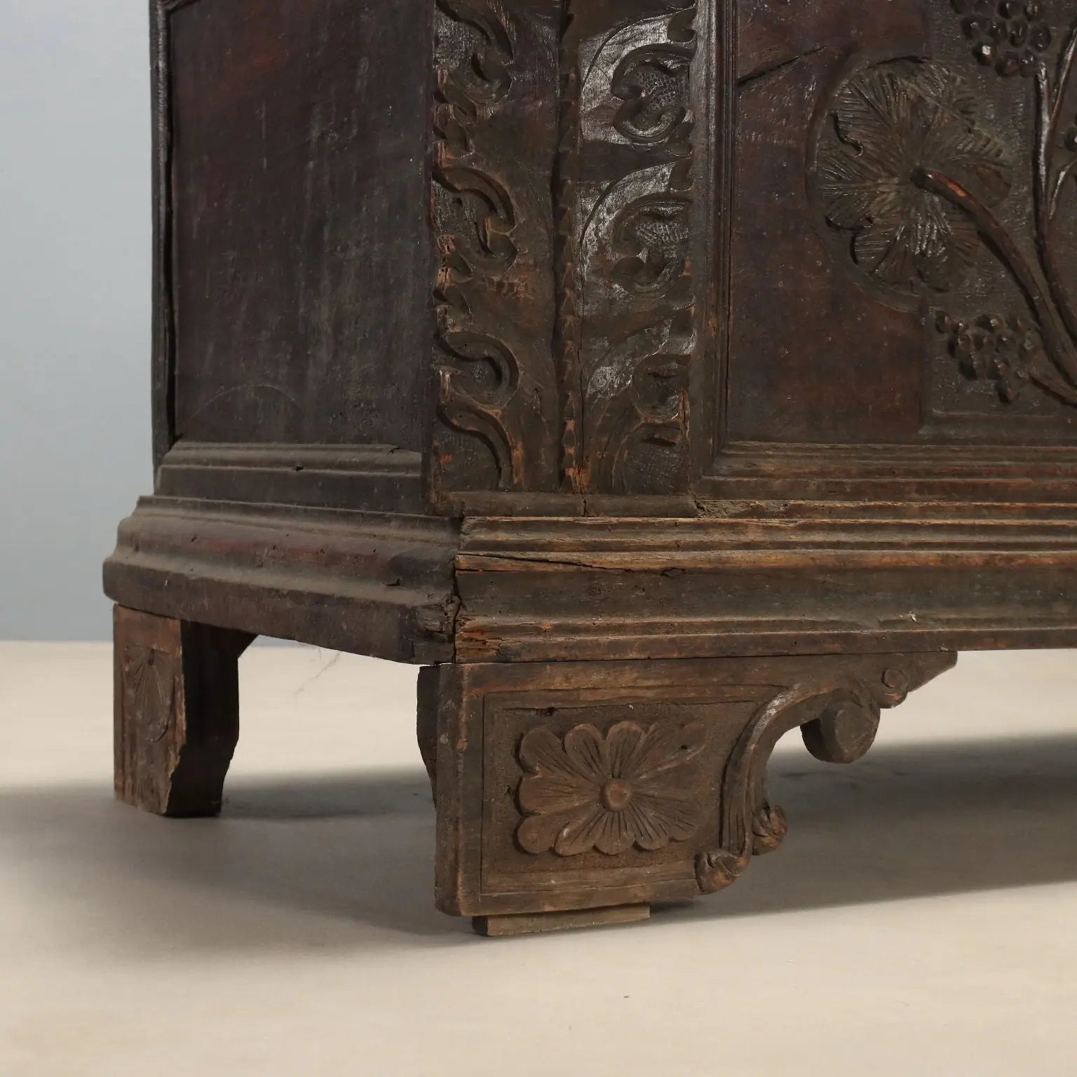 18th-Century Italian Walnut Chest