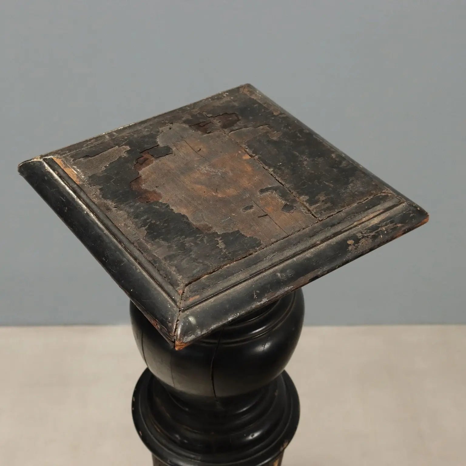 Antique Columns Ebonized Wood Mother of Pearl XIX Century
