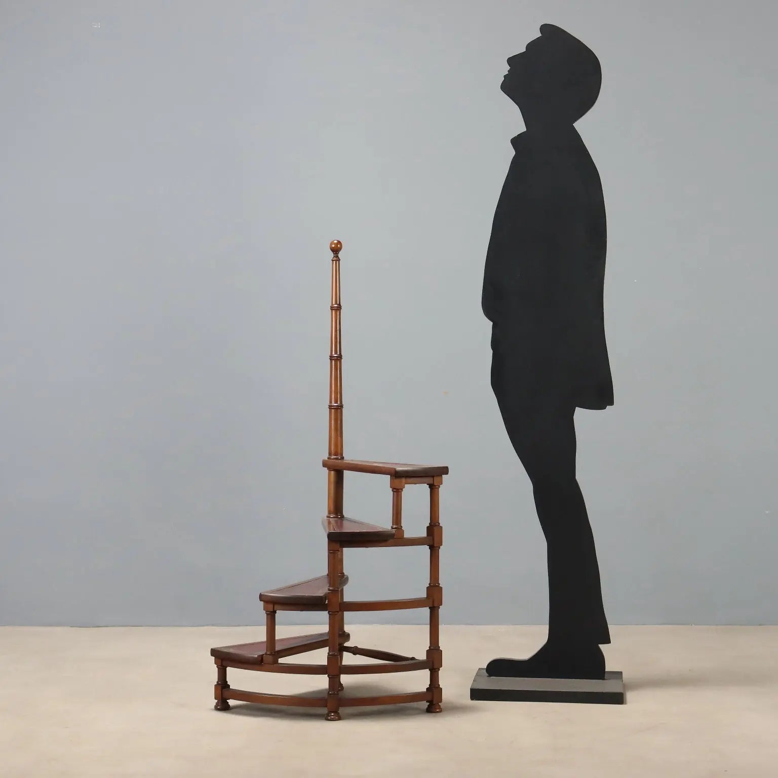 Antique Library Ladder Walnut Painted Beech Italy XX Century