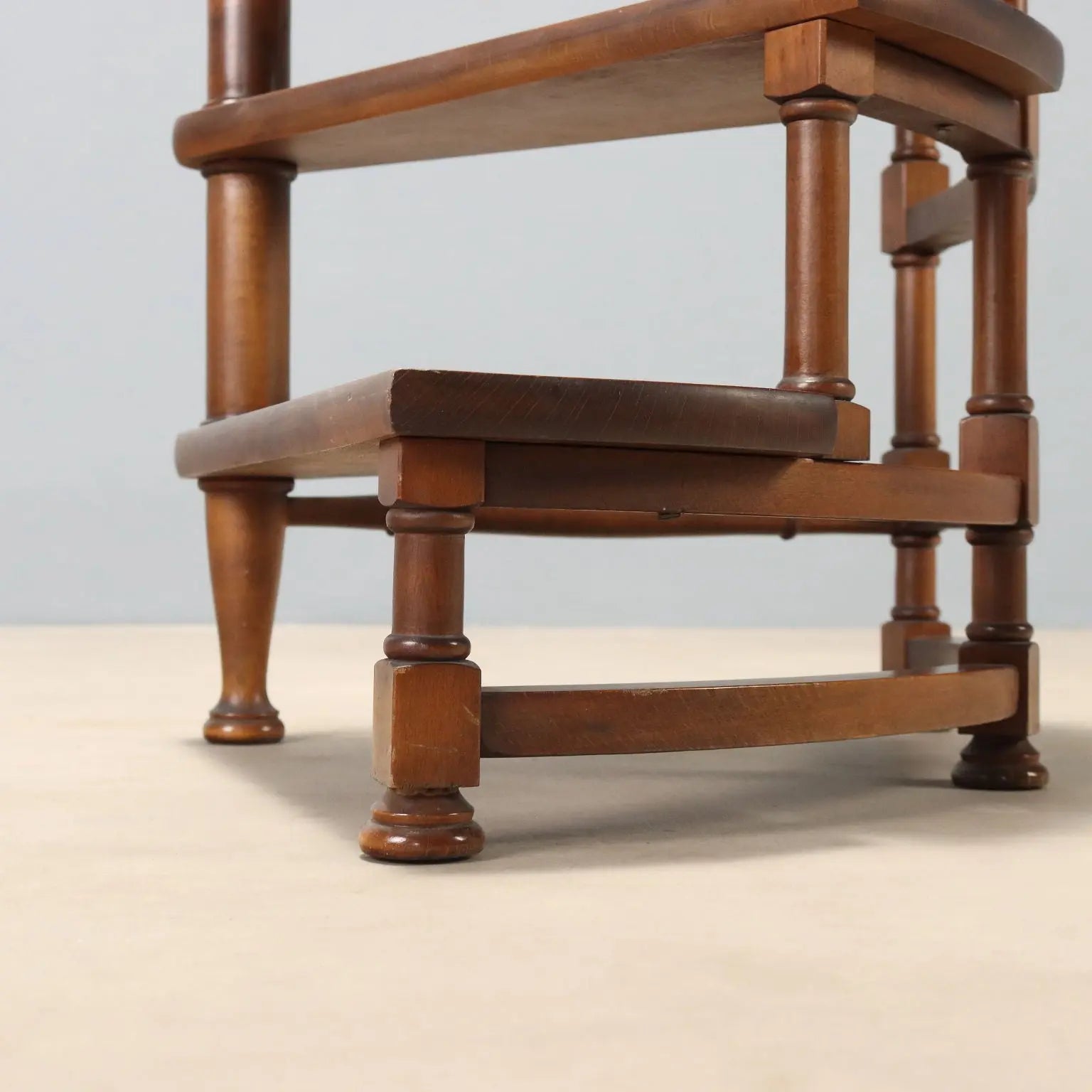 Antique Library Ladder Walnut Painted Beech Italy XX Century