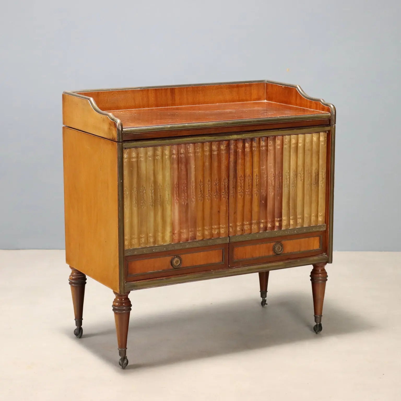 Mahogany Bar Cabinet with Rotating Top - England 20th Century