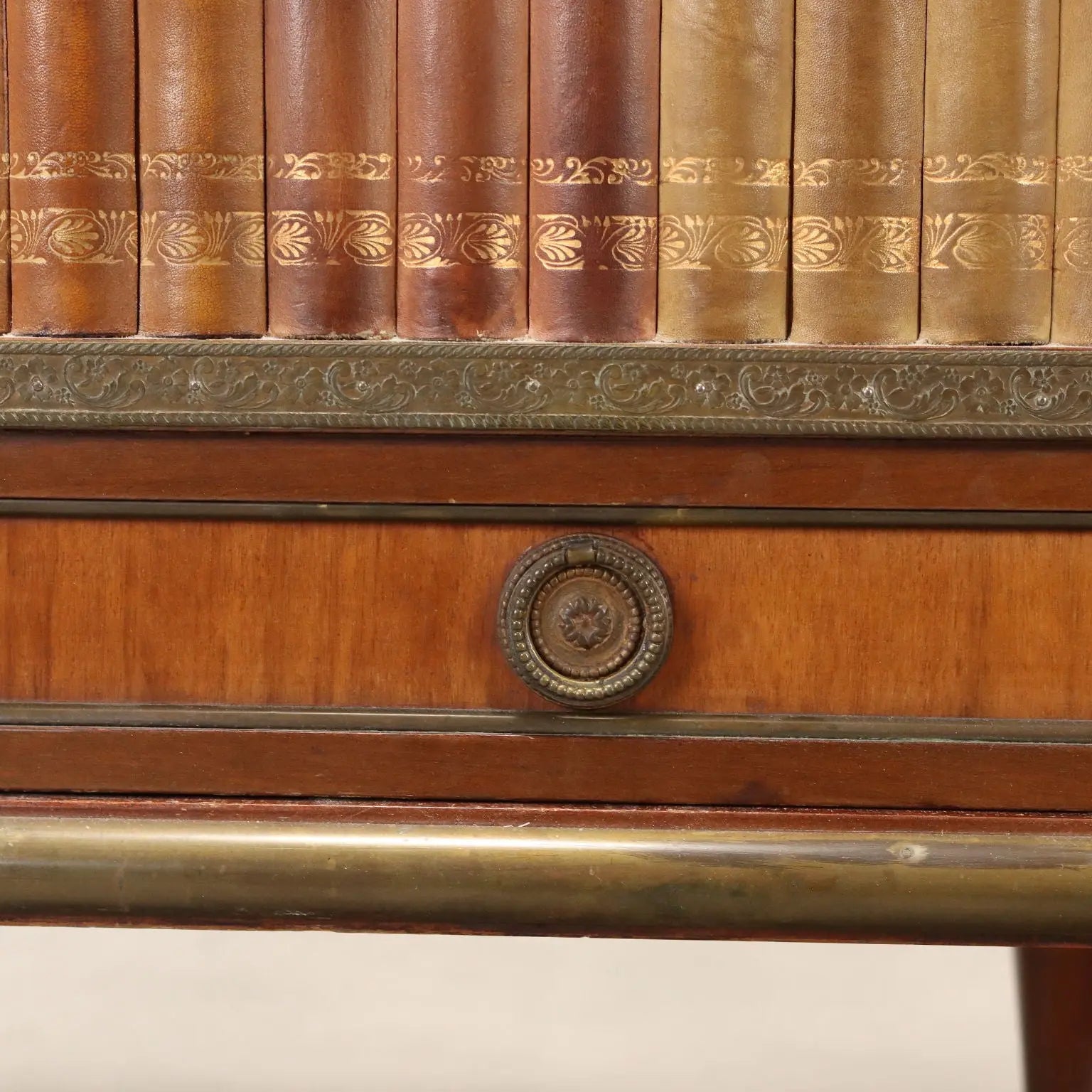 Mahogany Bar Cabinet with Rotating Top - England 20th Century