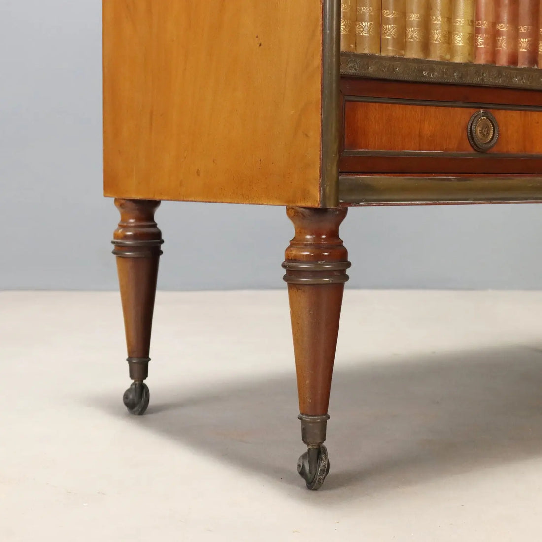 Mahogany Bar Cabinet with Rotating Top - England 20th Century