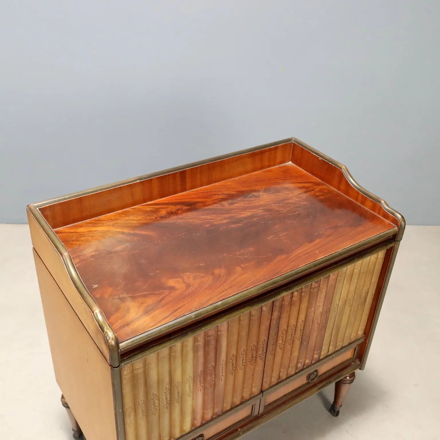 Mahogany Bar Cabinet with Rotating Top - England 20th Century