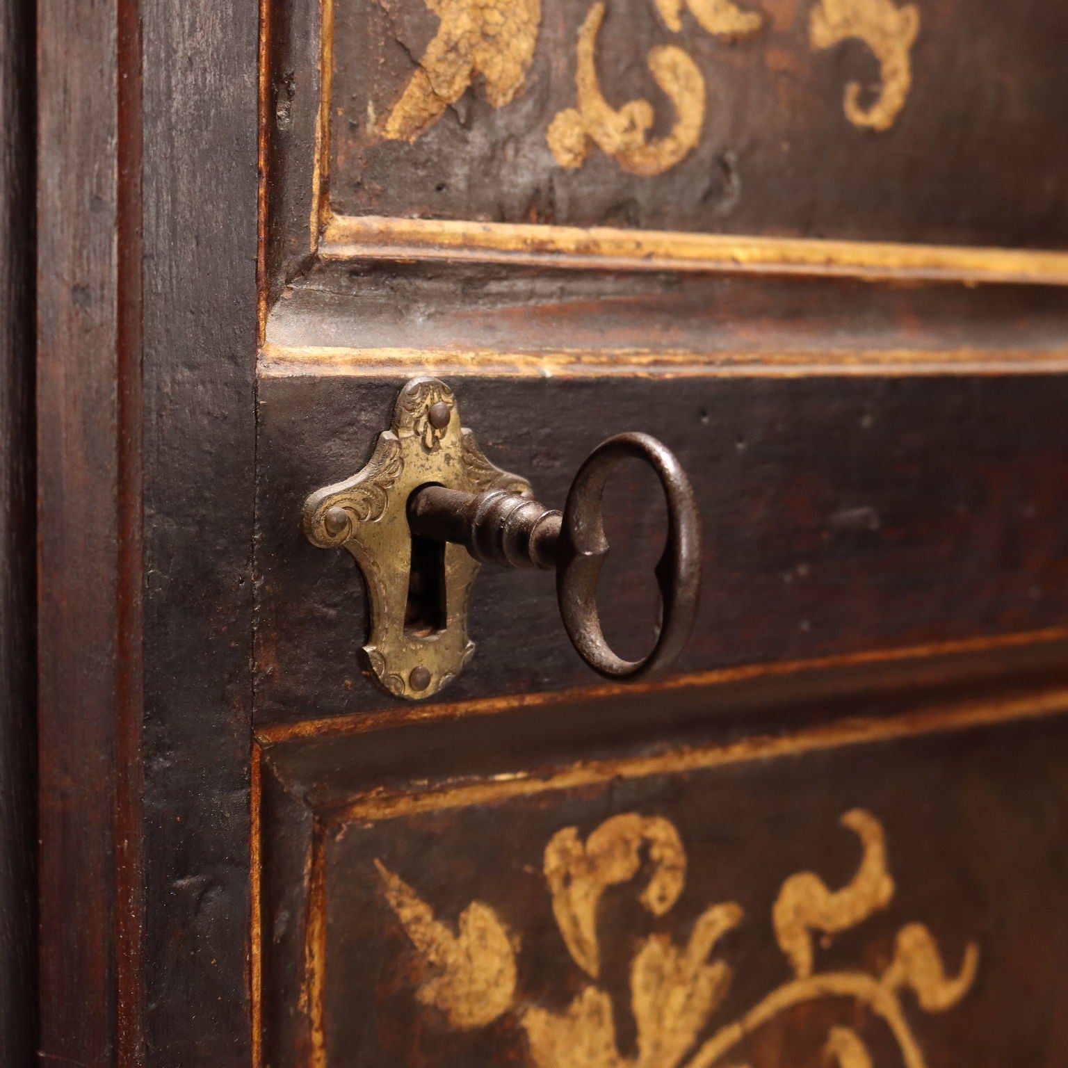 | Antiques  Wardrobes