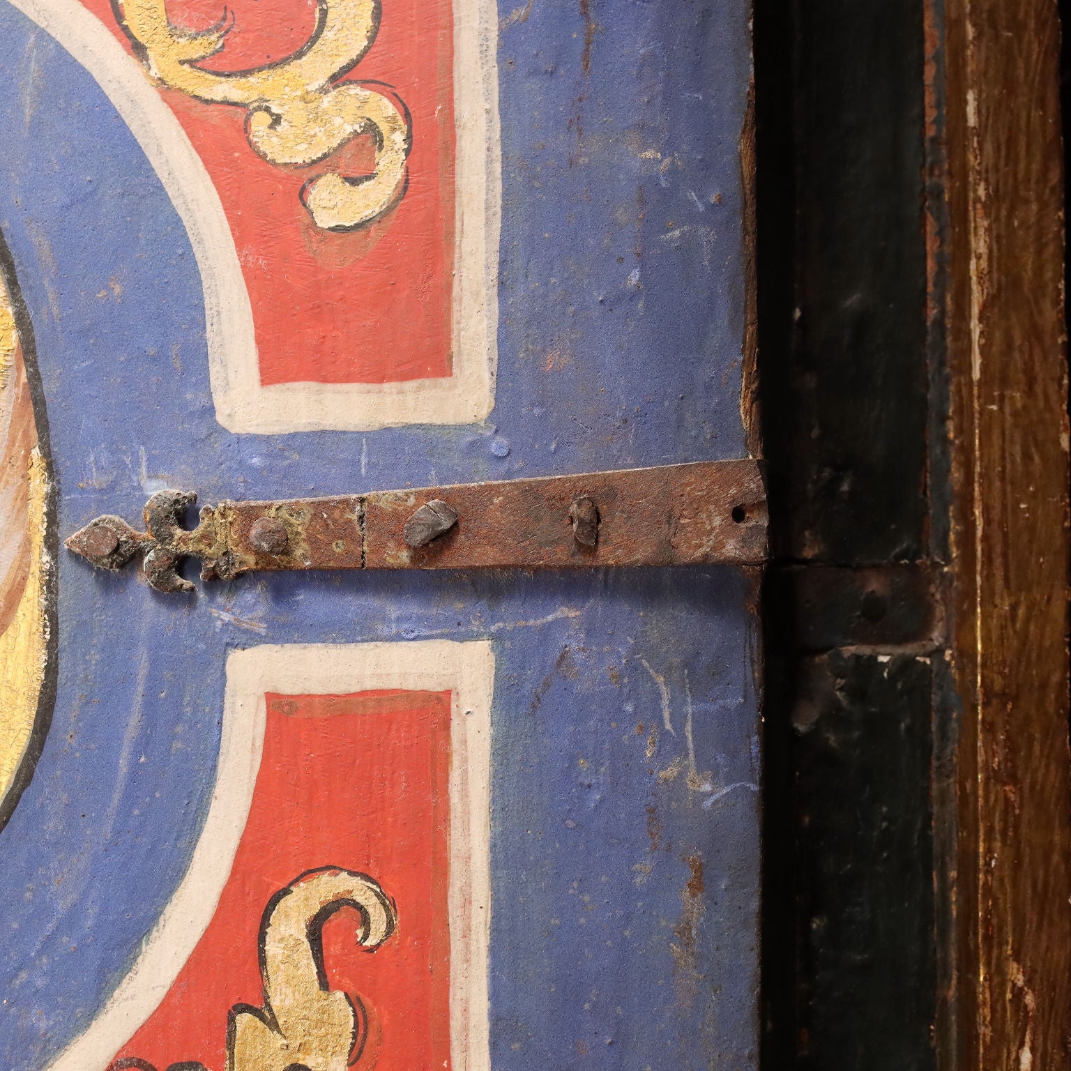  | Antiques  Wardrobes