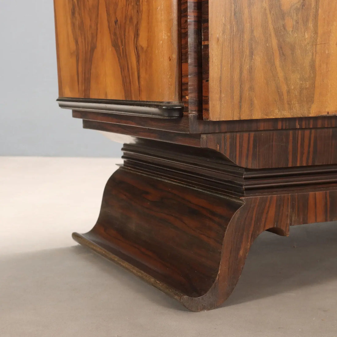 Antique Wardrobe Art Déco Various Essences 3 Doors XX Century | Antiques | Wardrobes