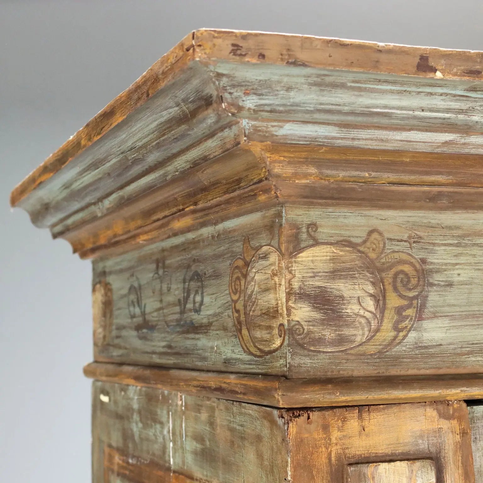 Antique Wardrobe Baroque Style Lacquered Wood XIX Century - Italy, Late XIX Century | Antiques | Wardrobes
