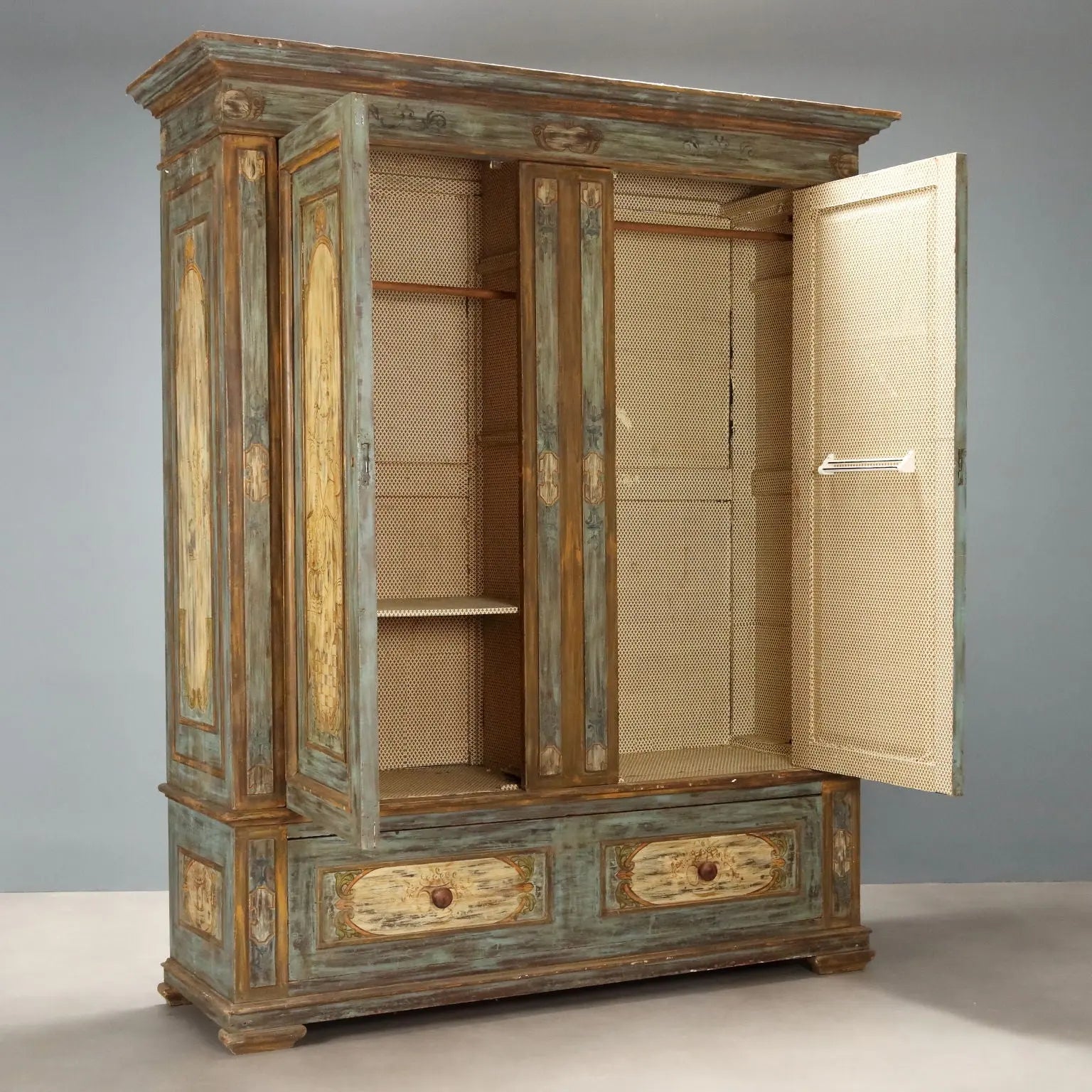 Antique Wardrobe Baroque Style Lacquered Wood XIX Century - Italy, Late XIX Century | Antiques | Wardrobes