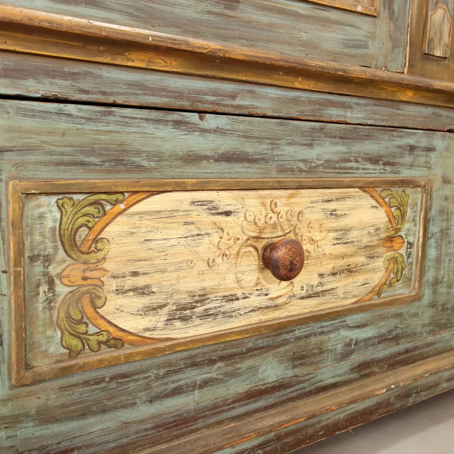 Antique Wardrobe Baroque Style Lacquered Wood XIX Century - Italy, Late XIX Century | Antiques | Wardrobes