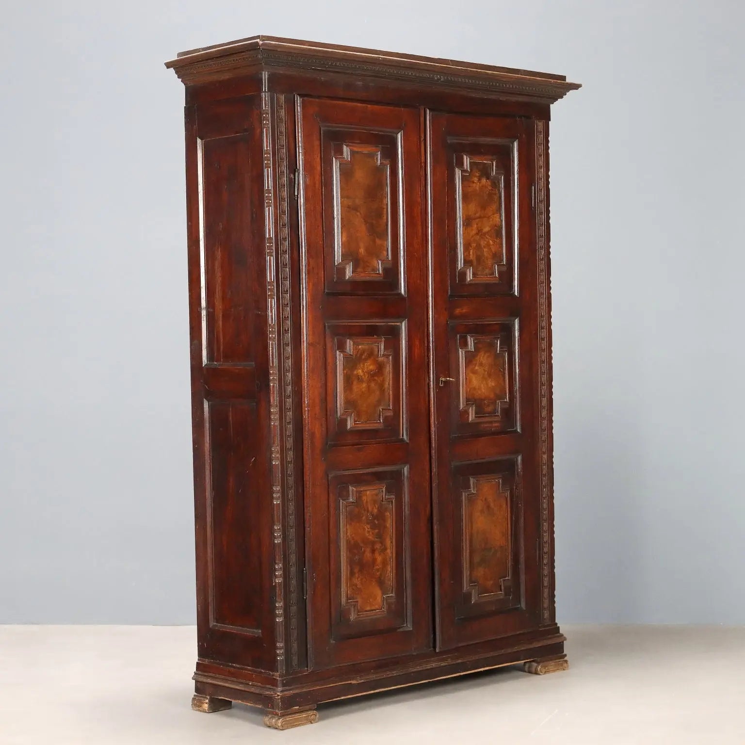 Antique Wardrobe Walnut Walnut Burl Italy Mid XIX Century - Italy, Mid XIX Century | Antiques | Wardrobes