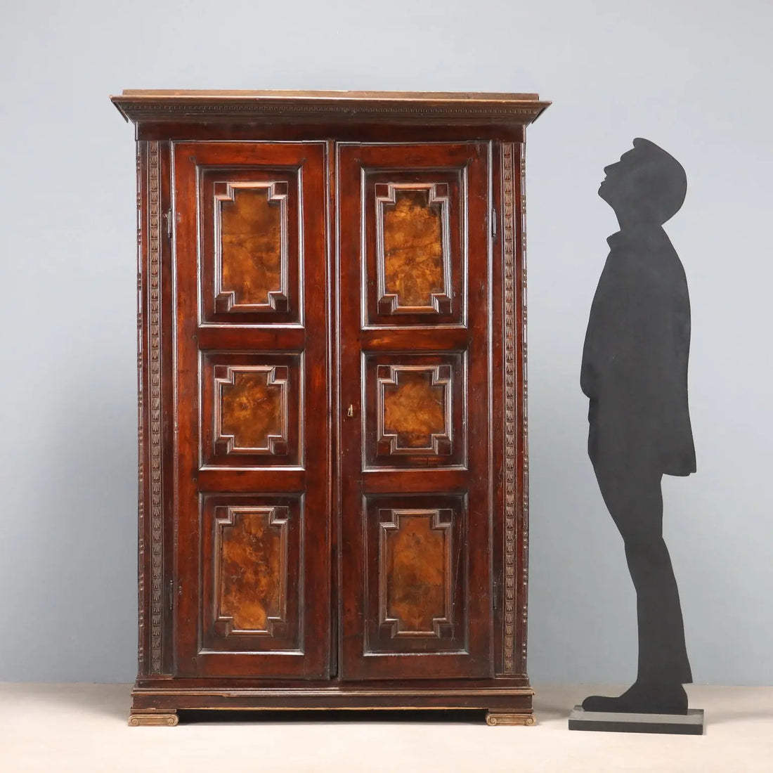 Antique Wardrobe Walnut Walnut Burl Italy Mid XIX Century - Italy, Mid XIX Century | Antiques | Wardrobes