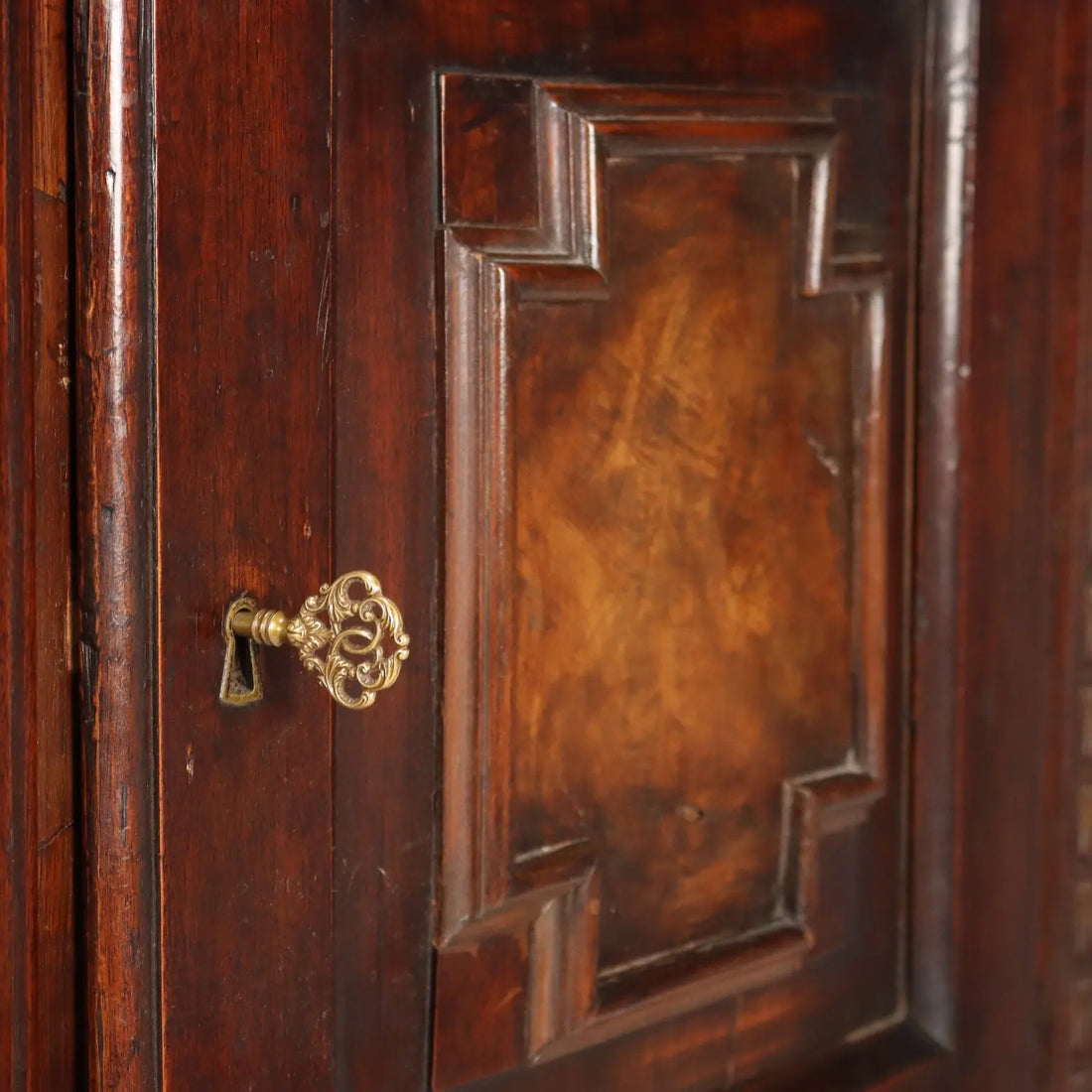 Antique Wardrobe Walnut Walnut Burl Italy Mid XIX Century - Italy, Mid XIX Century | Antiques | Wardrobes