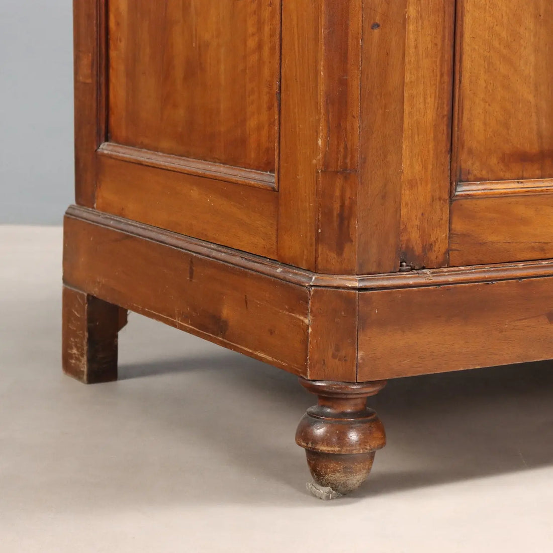 Antique Wardrobe Walnut 4 Compartments Italy XIX Century
