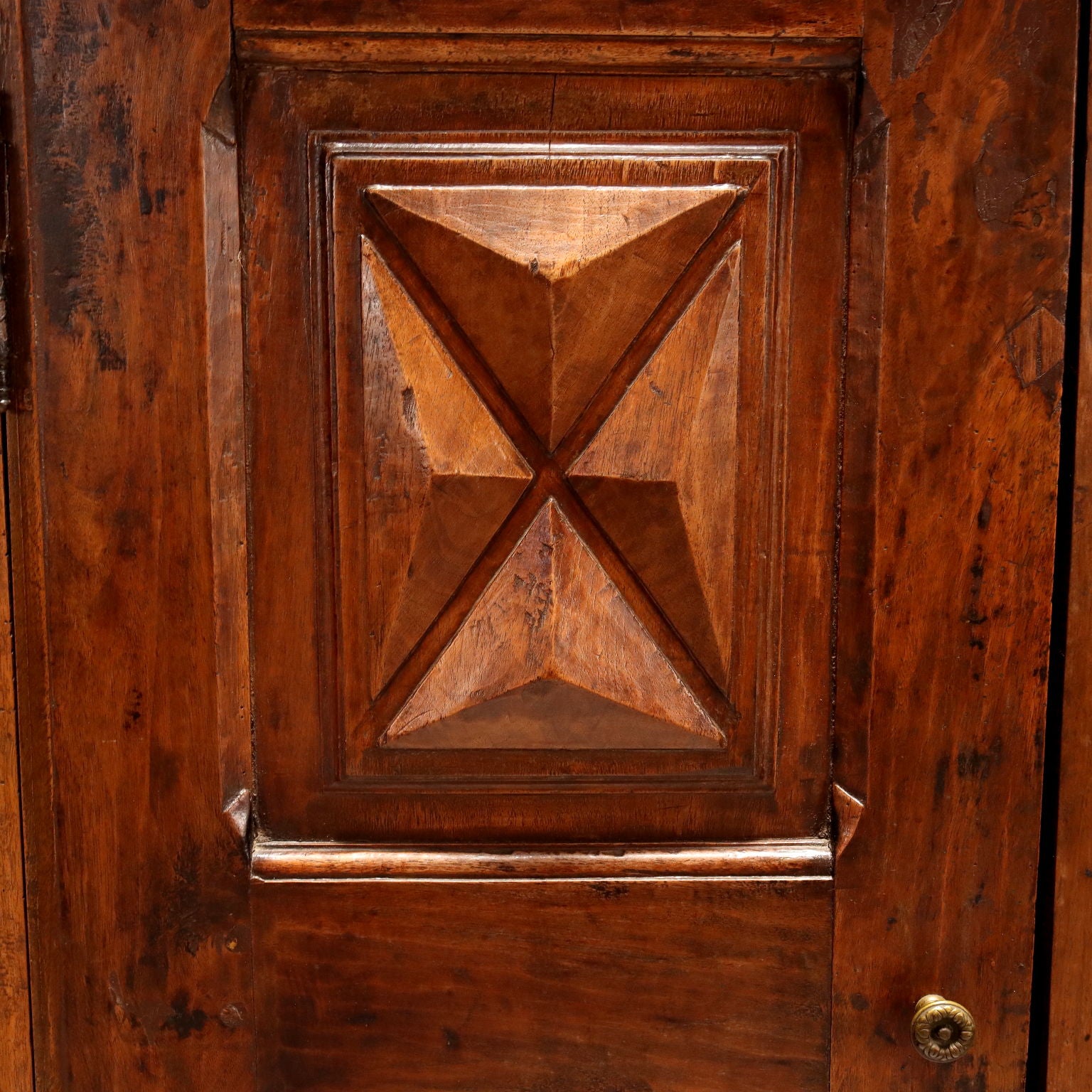  | Antiques  Corners Cabinets