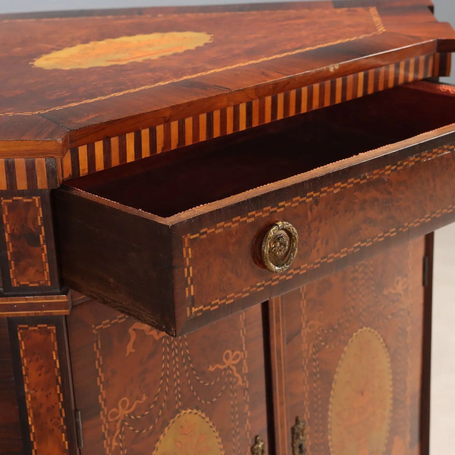 Antique Corner Cabinet Neoclassical Style Bois de Violette XIX Century