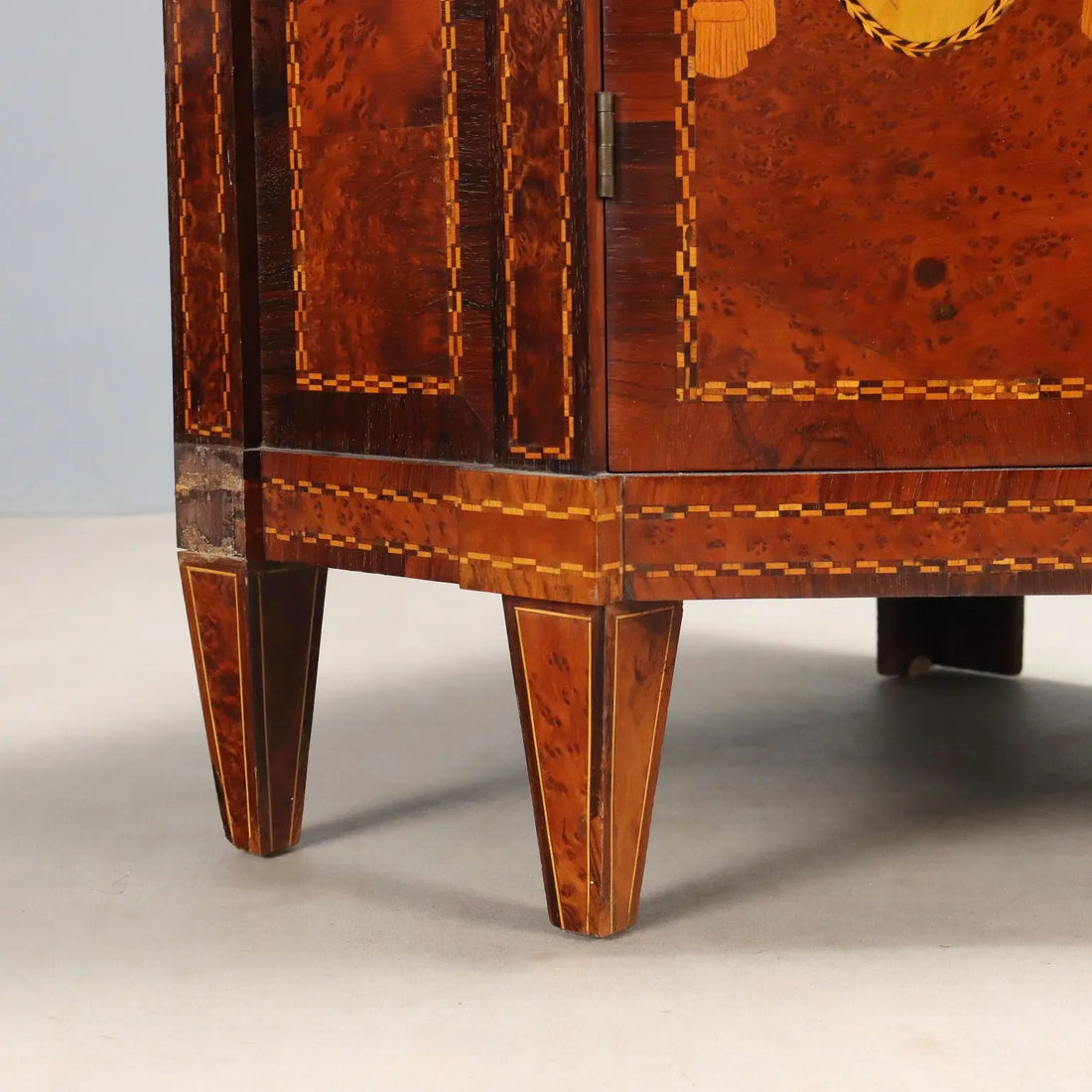 Antique Corner Cabinet Neoclassical Style Bois de Violette XIX Century