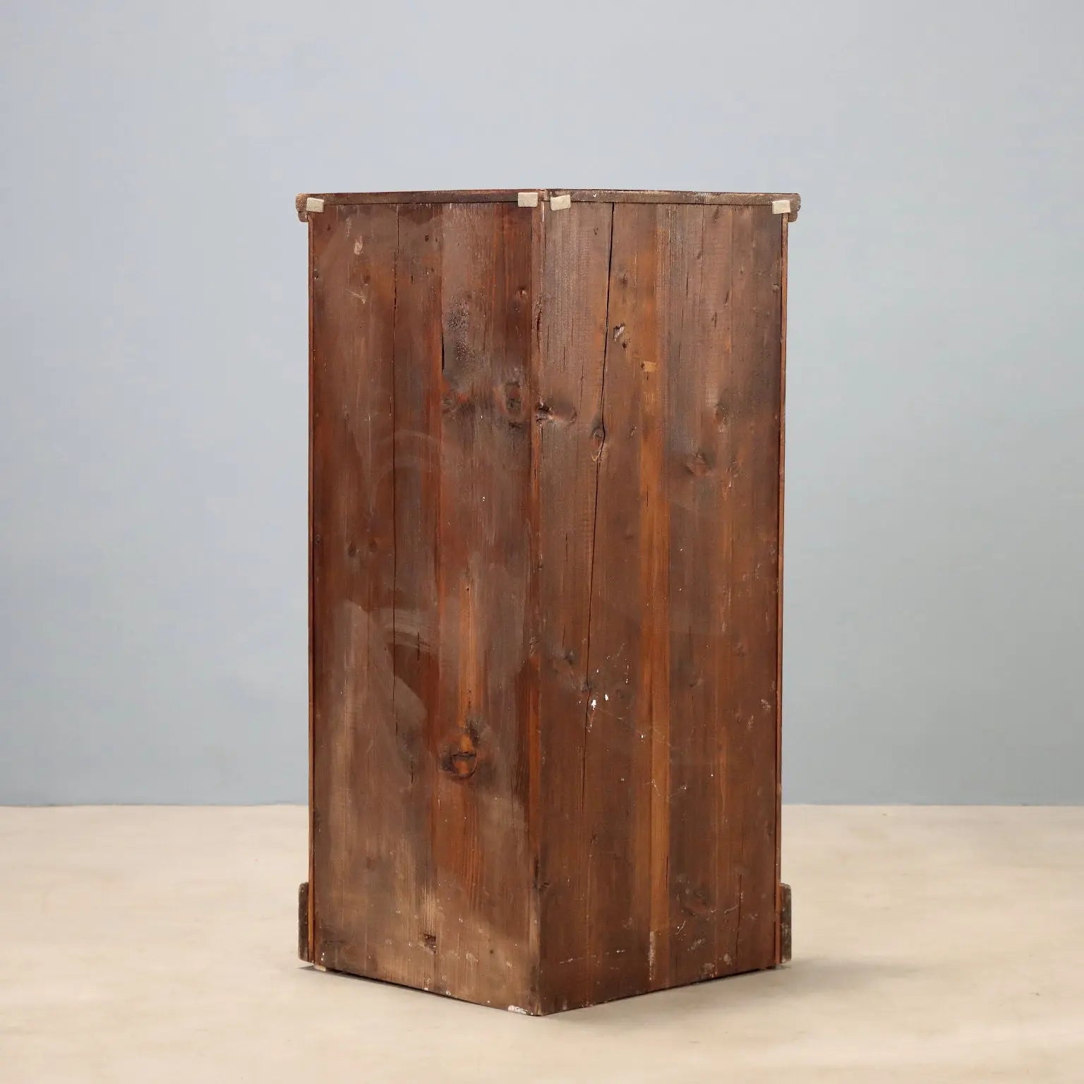 Corner Cabinet in Walnut-Stained Fir - Italy Early 20th Century