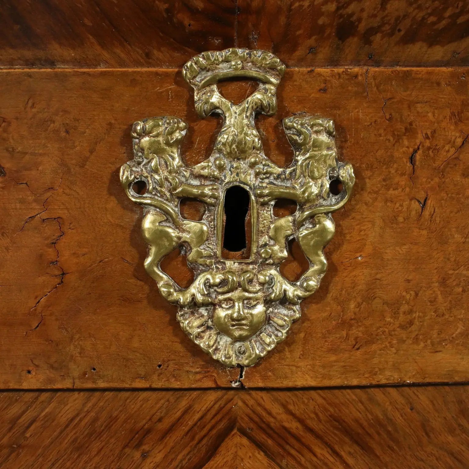 Large Barocchetto Emiliano Chest in Burl