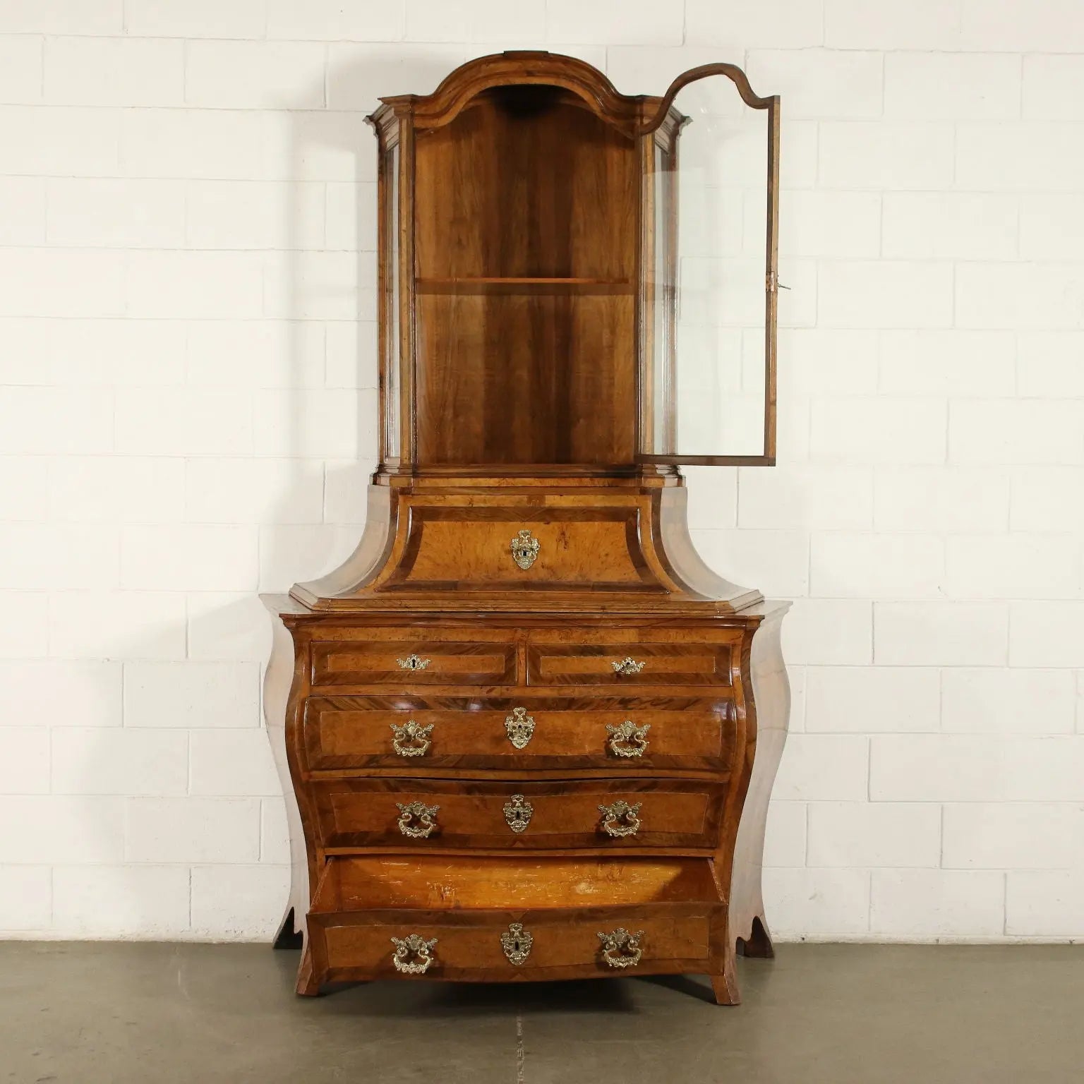 Large Barocchetto Emiliano Chest in Burl