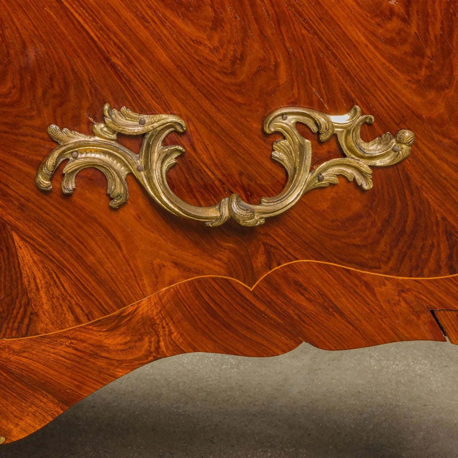 Antique Chest of Drawers Louis XV Bois de Rose Veneer XVIII Century - Paris, Mid XVIII Century | Antiques  Chest of Drawers & Commodes