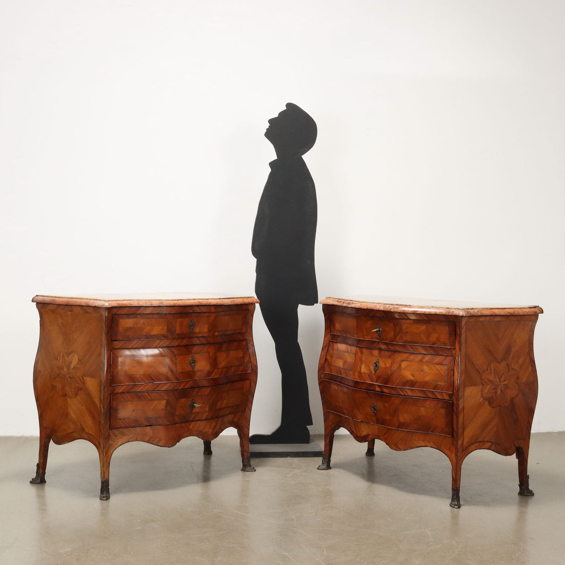  | Antiques  Chest of Drawers & Commodes